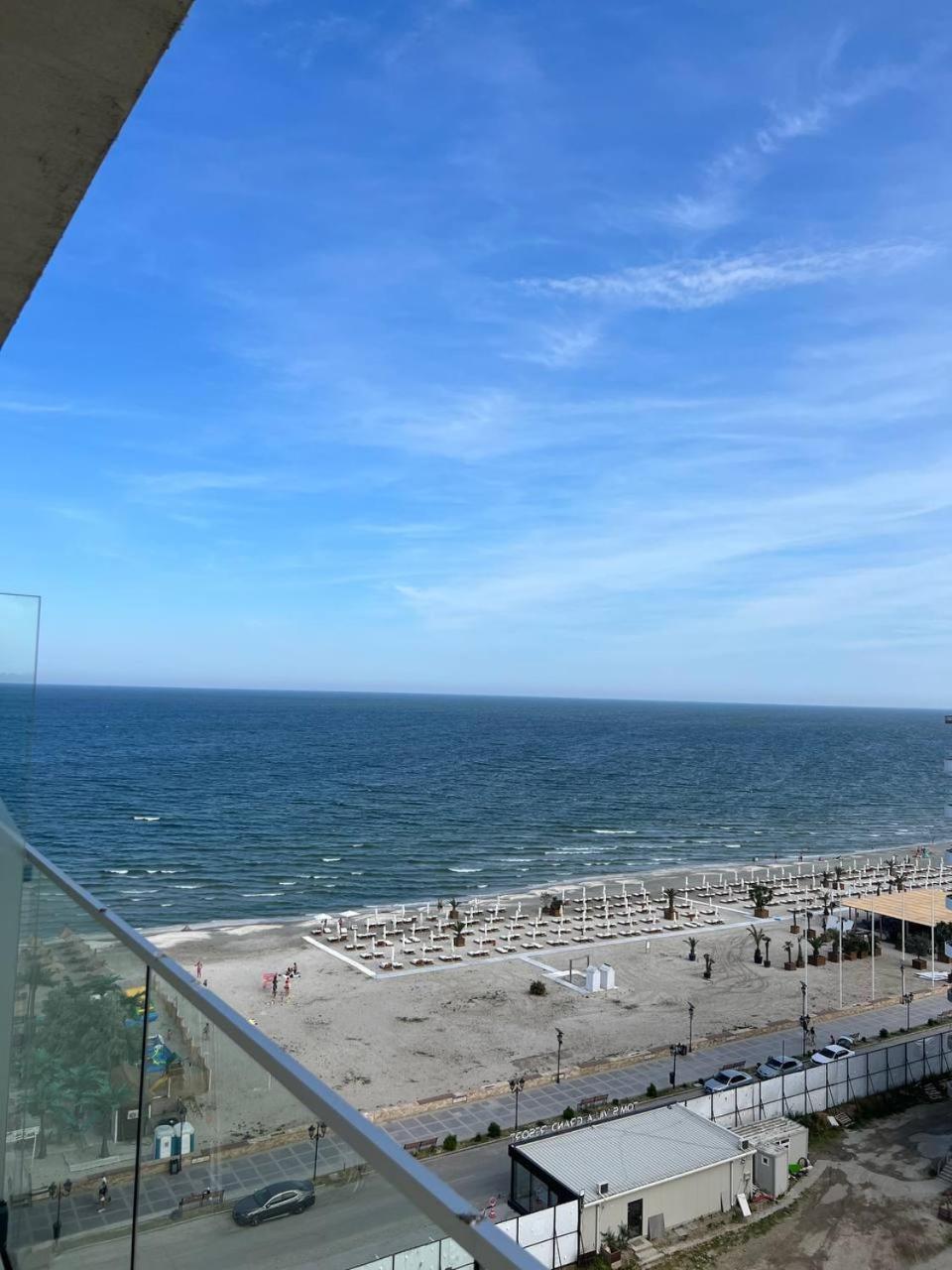 Signature Promenada Hotel Apartments Неводарі Екстер'єр фото
