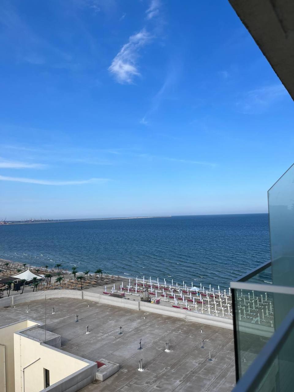 Signature Promenada Hotel Apartments Неводарі Екстер'єр фото