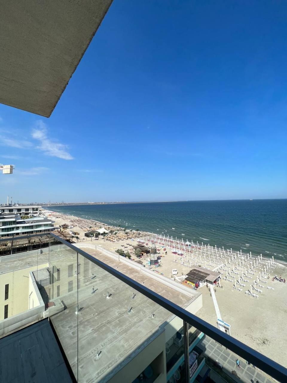 Signature Promenada Hotel Apartments Неводарі Екстер'єр фото