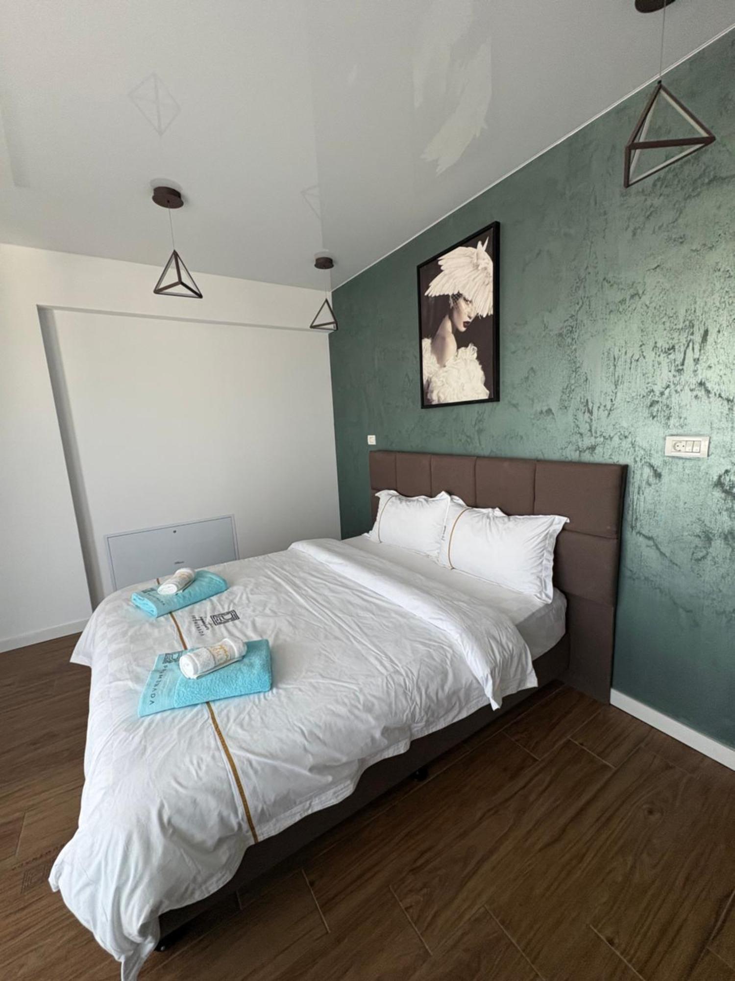 Signature Promenada Hotel Apartments Неводарі Екстер'єр фото