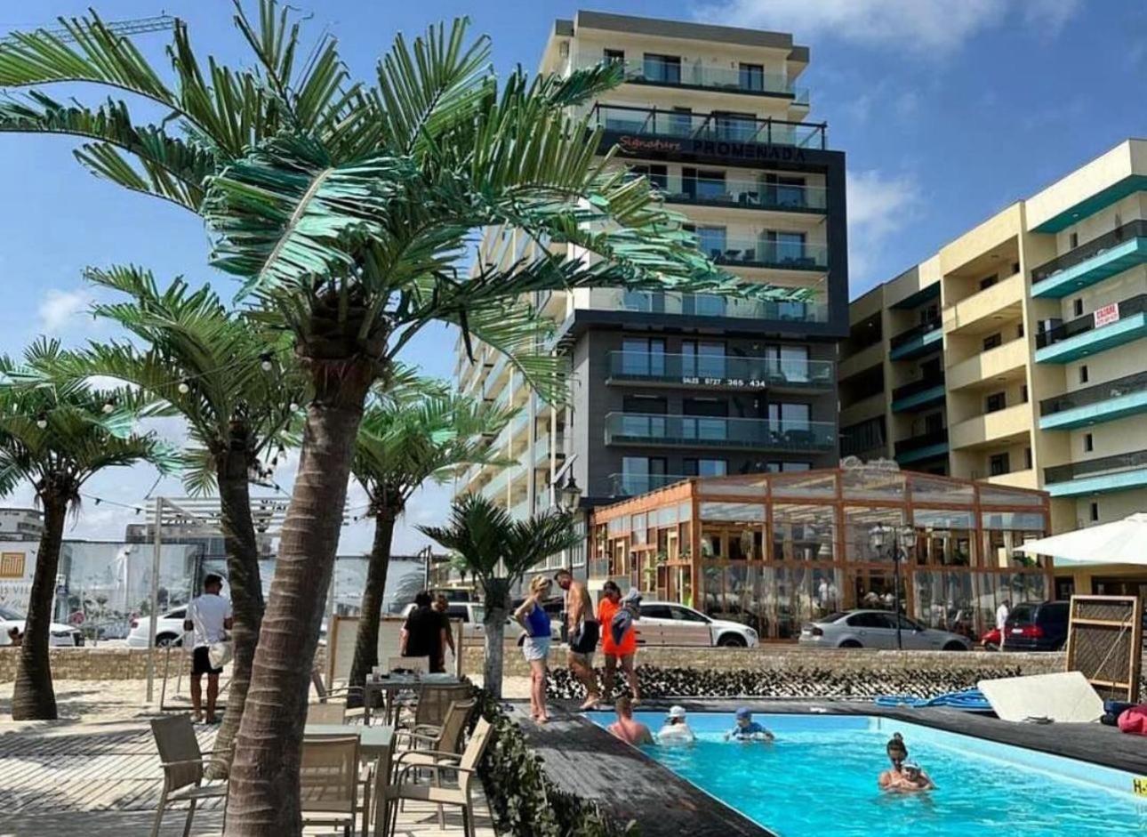 Signature Promenada Hotel Apartments Неводарі Екстер'єр фото